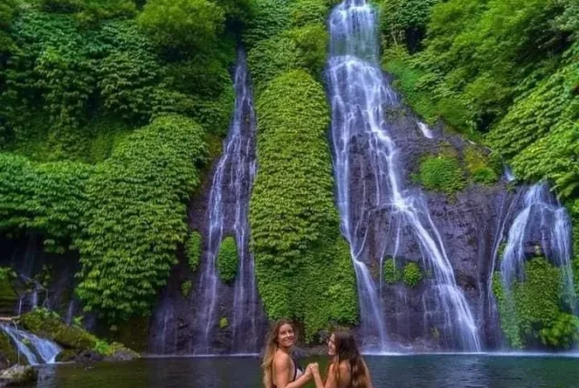 private tour jatiluwih rice terrace,ulun danu and banyu mala waterfall tour