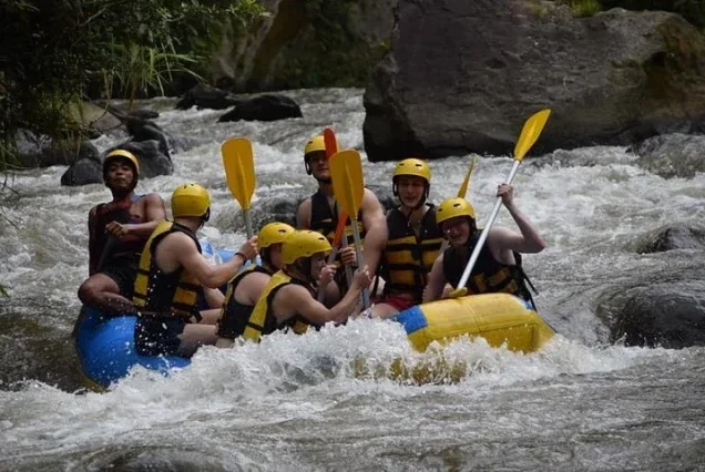 uluwatu,rafting,ubud