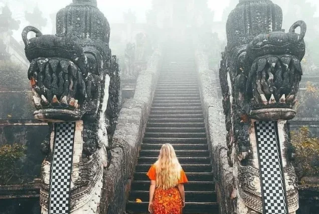 bali instagram trip: lempuyang and tirta gangga in a day all inclusive