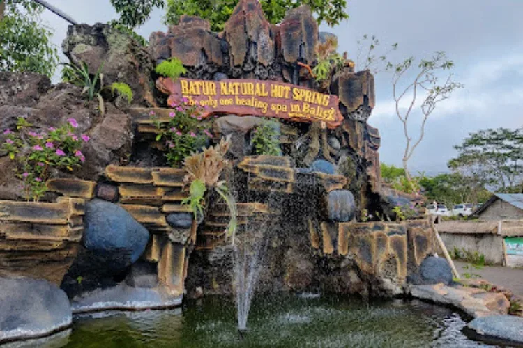batur natural hot spring bali